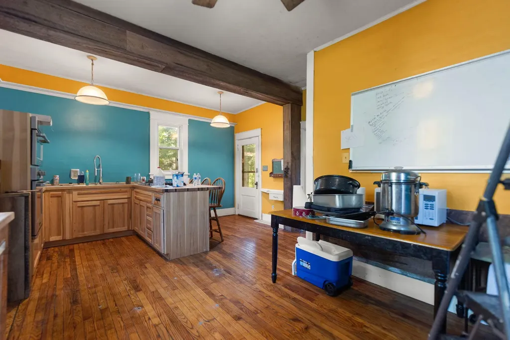 109 Bridge Avenue Berea KY 40403