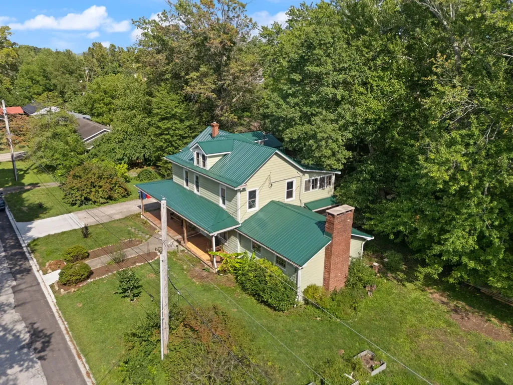 109 Bridge Avenue Berea KY 40403