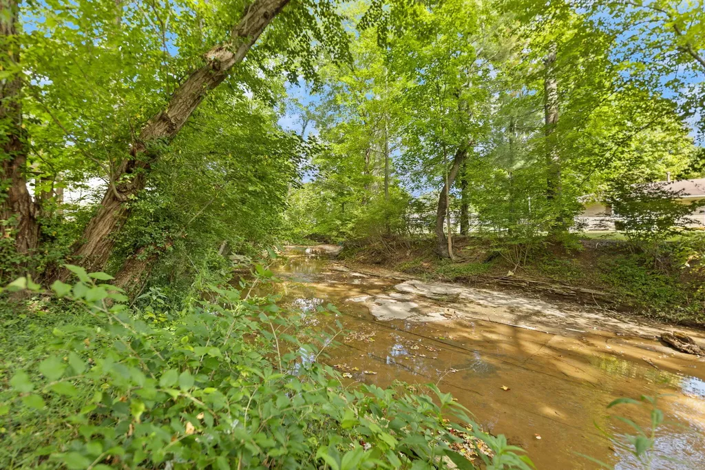 109 Bridge Avenue Berea KY 40403