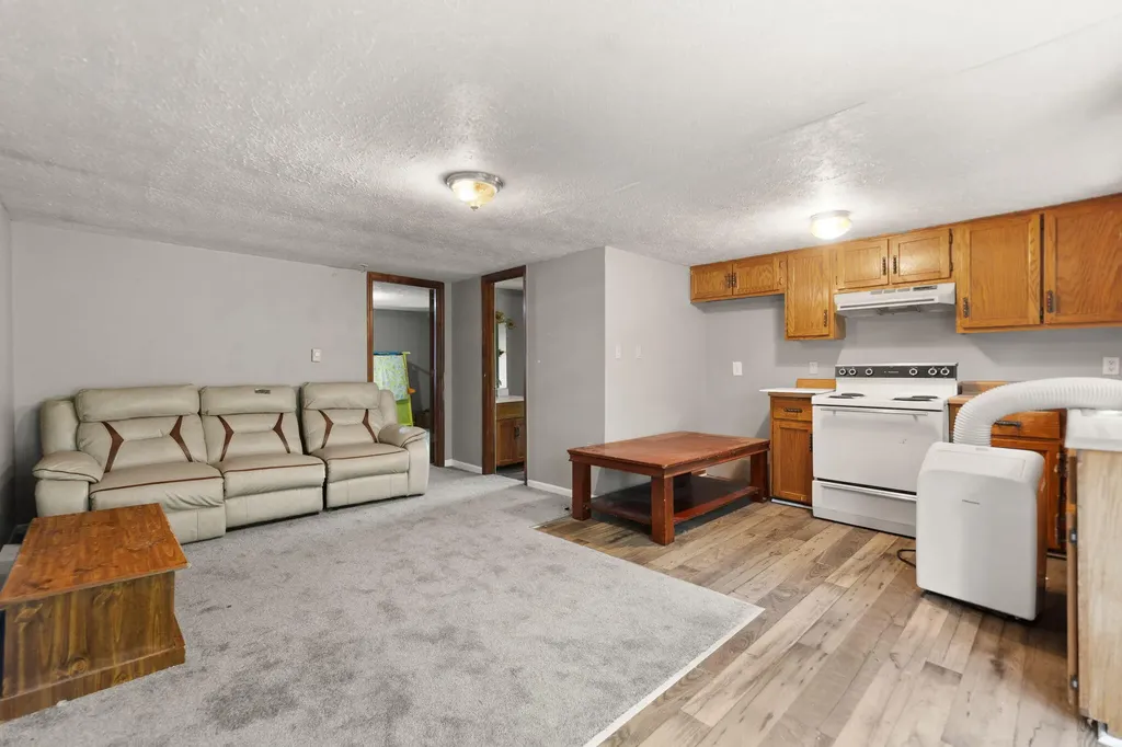 109 Bridge Avenue Berea KY 40403