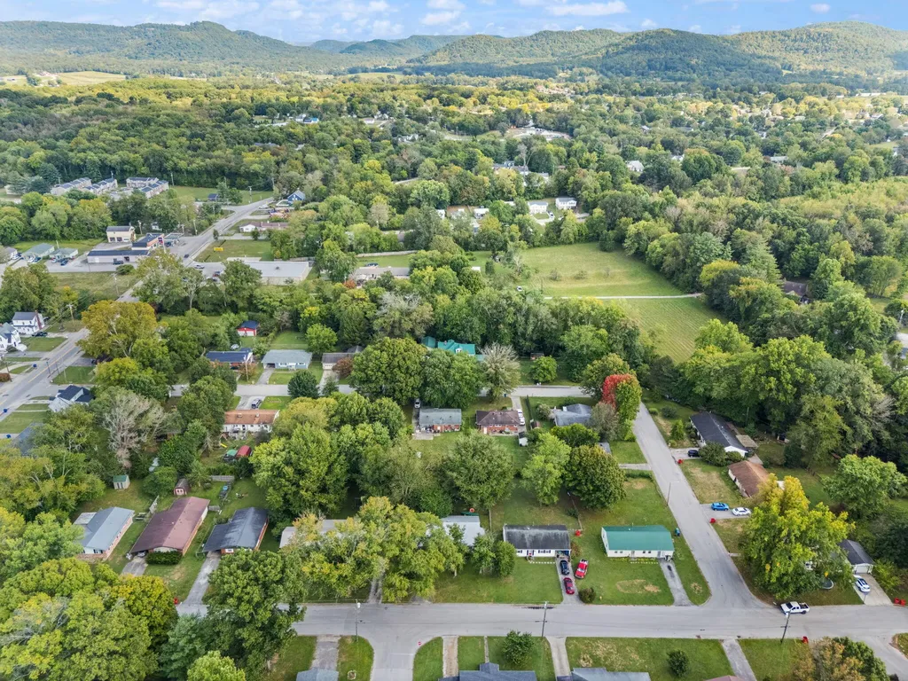 109 Bridge Avenue Berea KY 40403