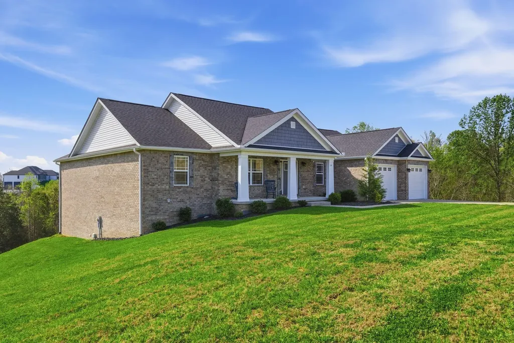 114 Lake West Road Somerset KY 42503