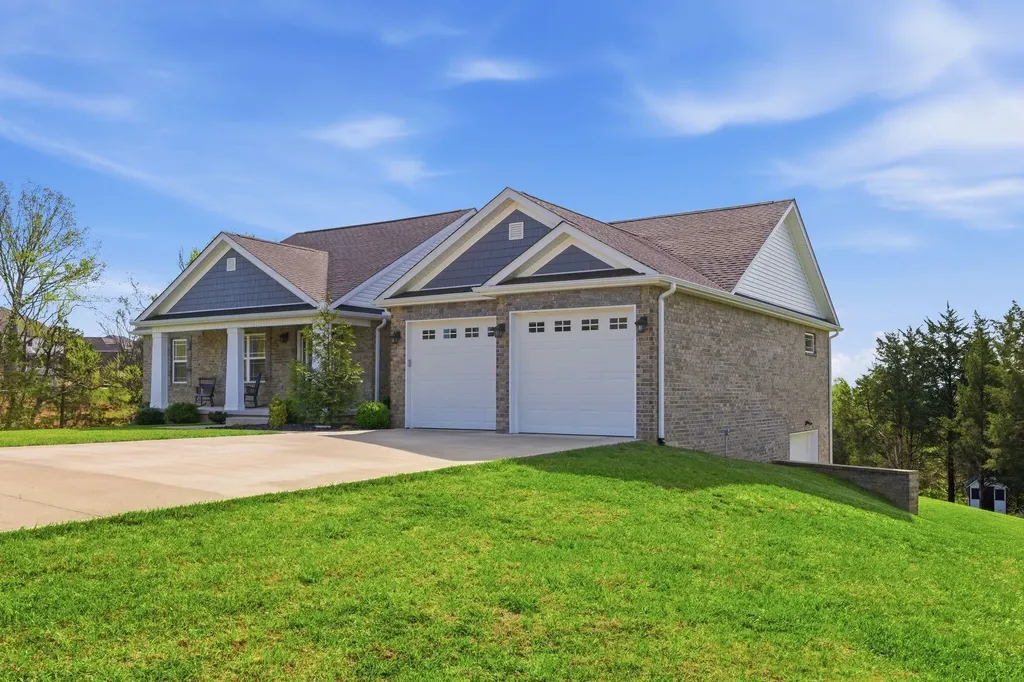 114 Lake West Road Somerset KY 42503