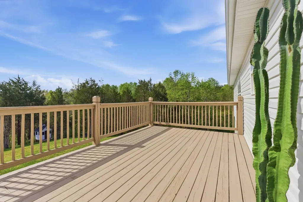 114 Lake West Road Somerset KY 42503
