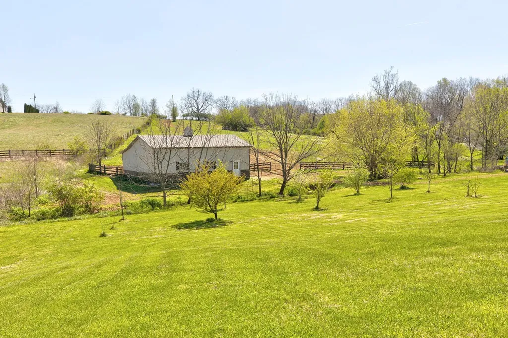 465 Morris Road Winchester KY 40391