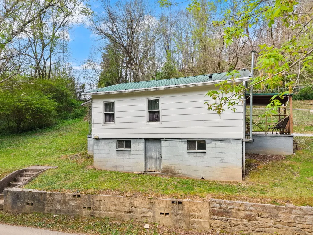 54 Woodlawn Avenue Williamsburg KY 40769