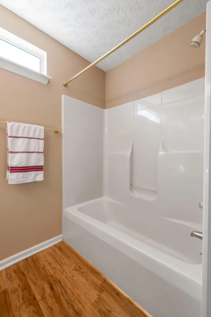 4272 Hampton Ridge Lexington KY 40514