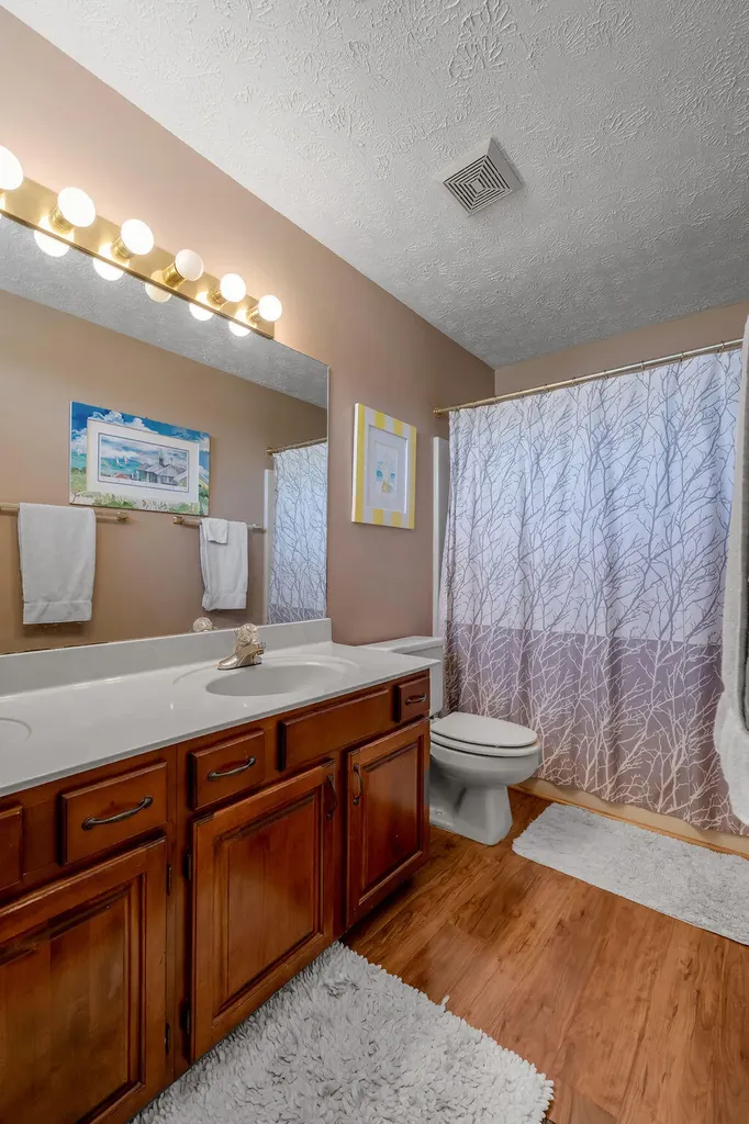 4272 Hampton Ridge Lexington KY 40514