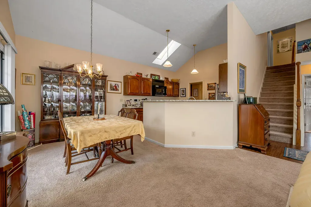 4272 Hampton Ridge Lexington KY 40514