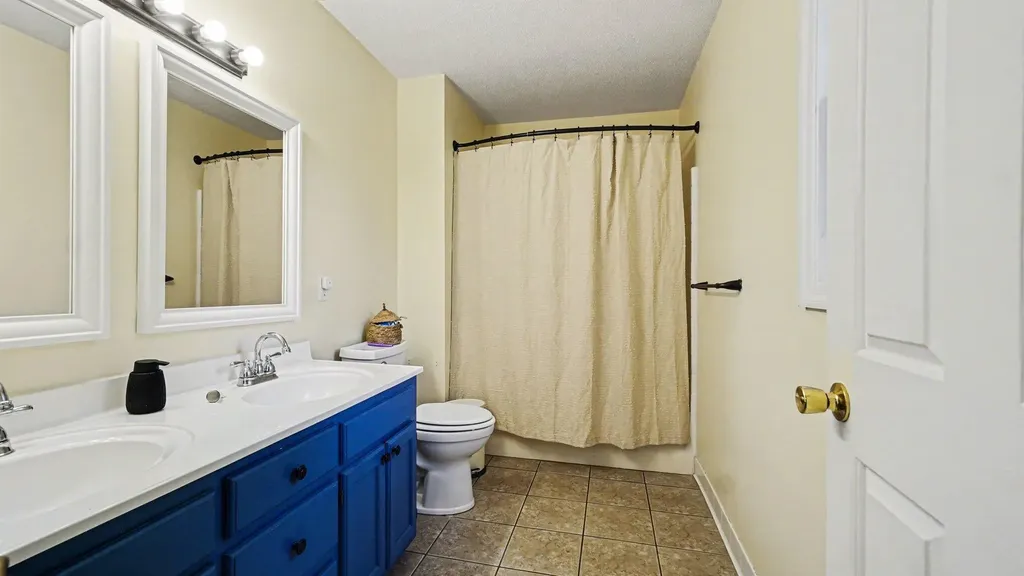 1333 Travis Drive Richmond KY 40475