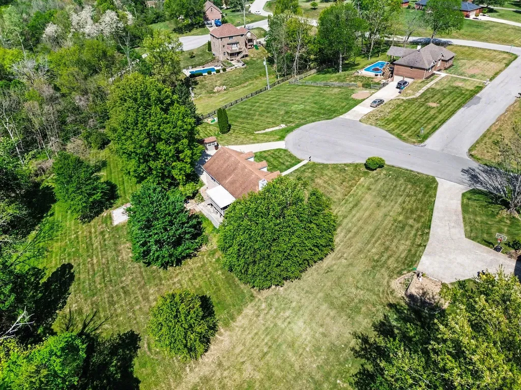 1333 Travis Drive Richmond KY 40475