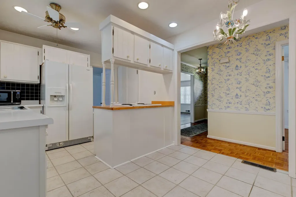 212 Sterling Avenue Mt Sterling KY 40353
