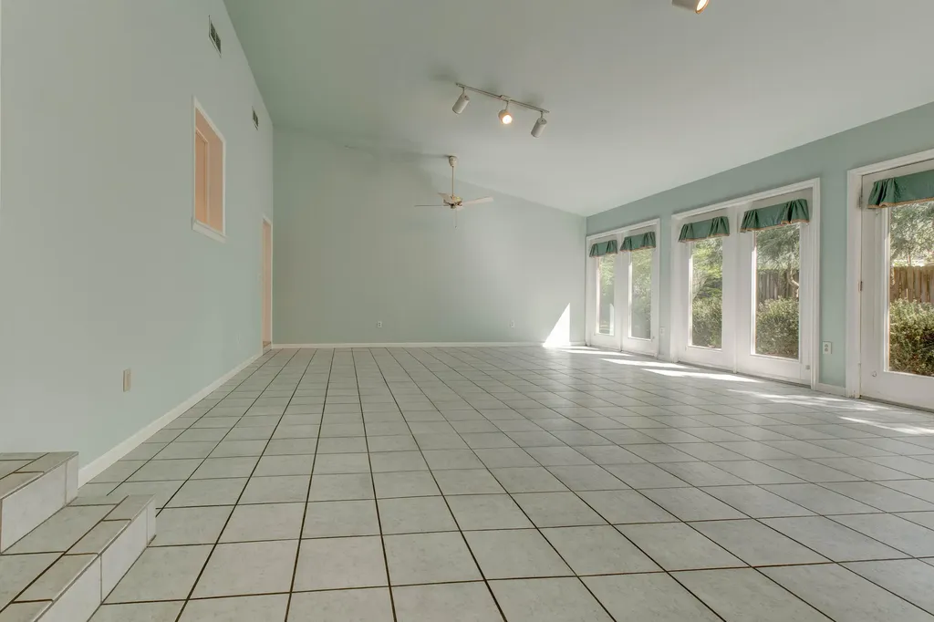 212 Sterling Avenue Mt Sterling KY 40353
