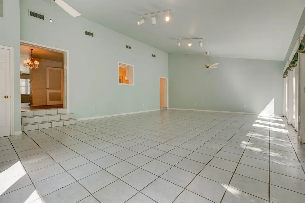 212 Sterling Avenue Mt Sterling KY 40353