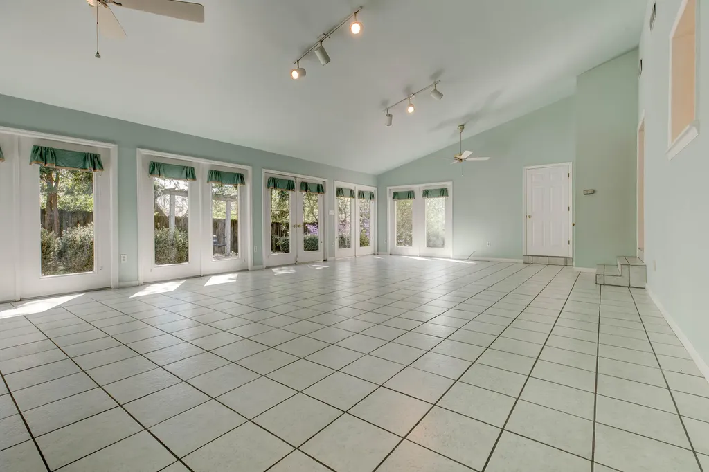 212 Sterling Avenue Mt Sterling KY 40353