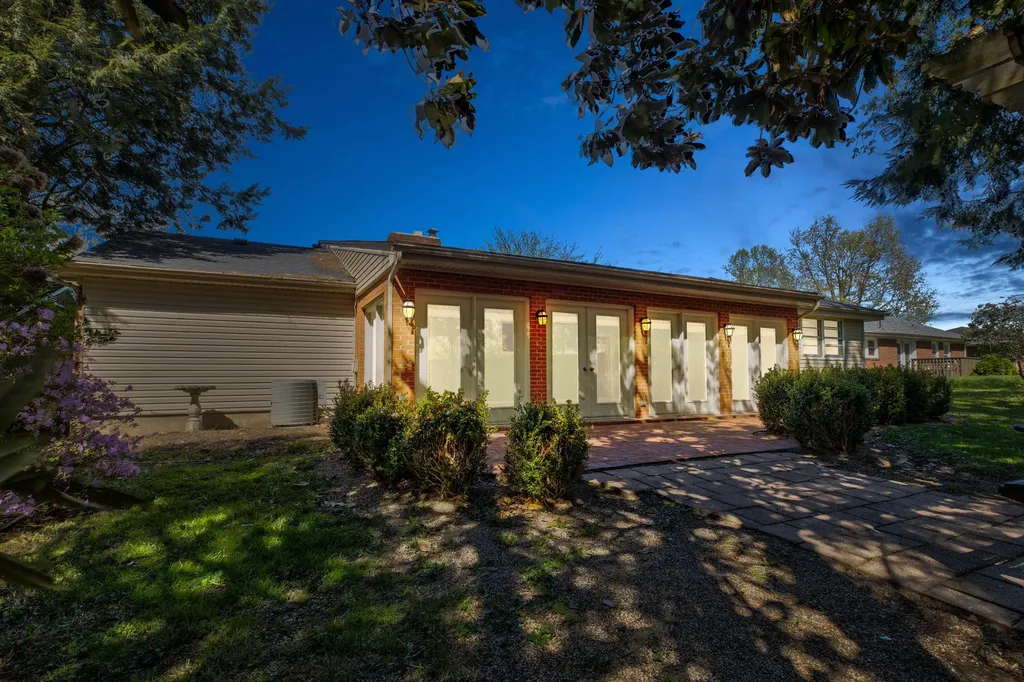 212 Sterling Avenue Mt Sterling KY 40353