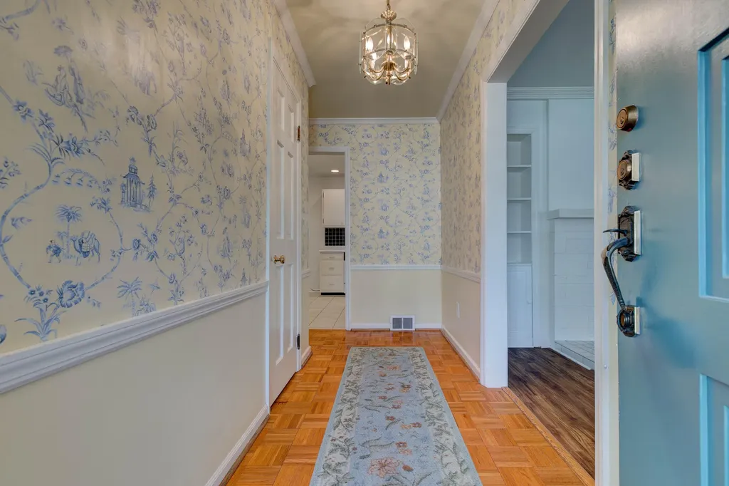 212 Sterling Avenue Mt Sterling KY 40353