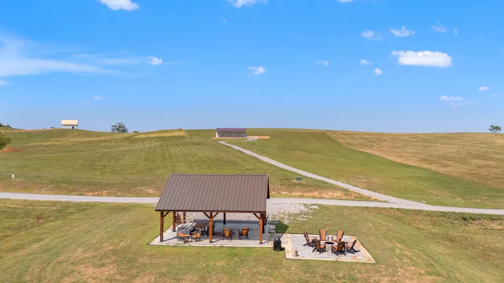230 Creekside Farms Drive Cynthiana KY 41031
