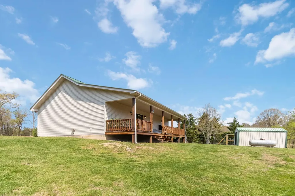 1494 Lum Strunk Road Strunk KY 42649
