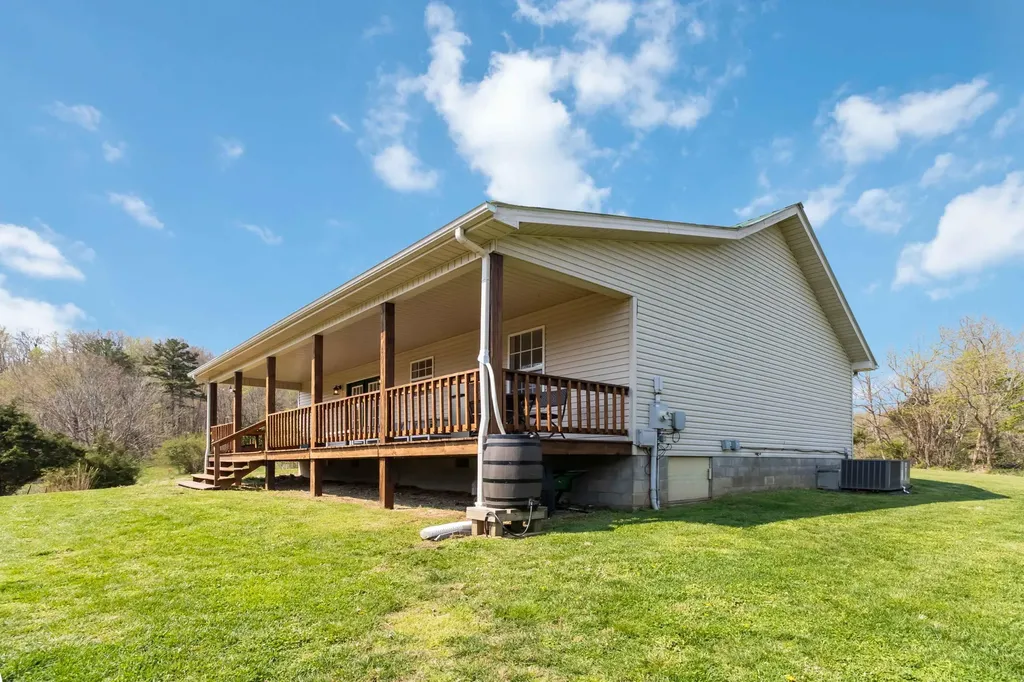 1494 Lum Strunk Road Strunk KY 42649