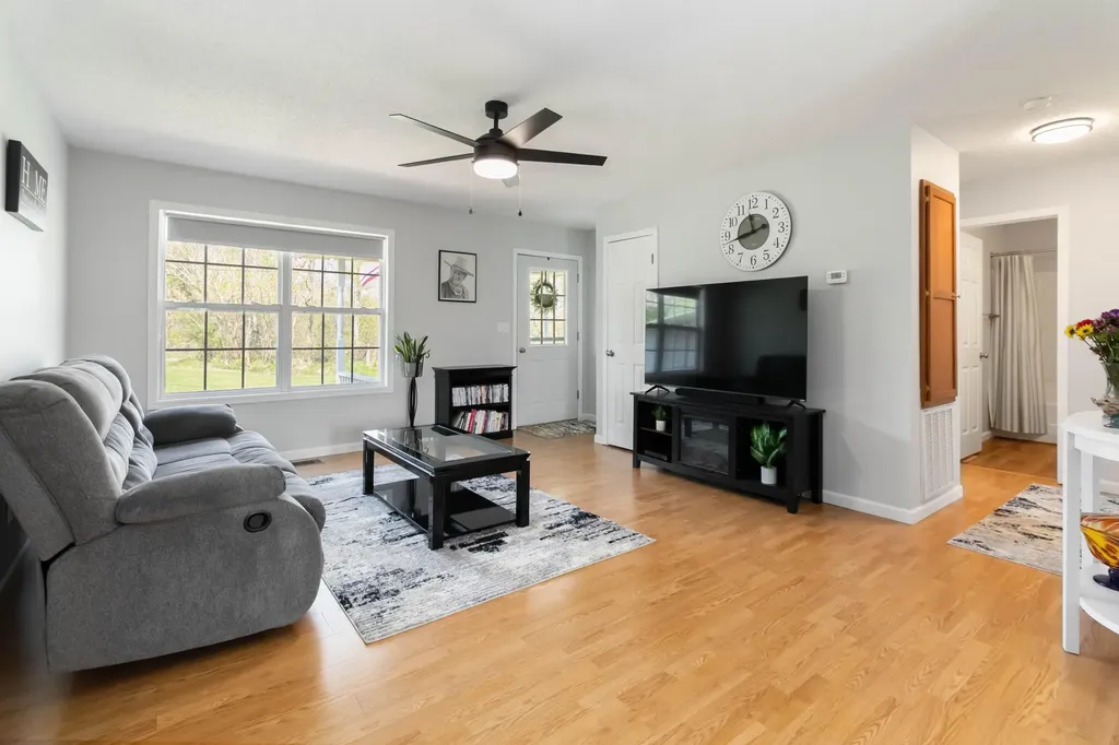 1494 Lum Strunk Road Strunk KY 42649