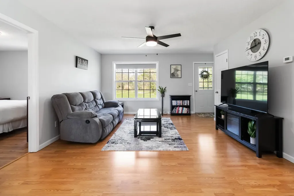 1494 Lum Strunk Road Strunk KY 42649