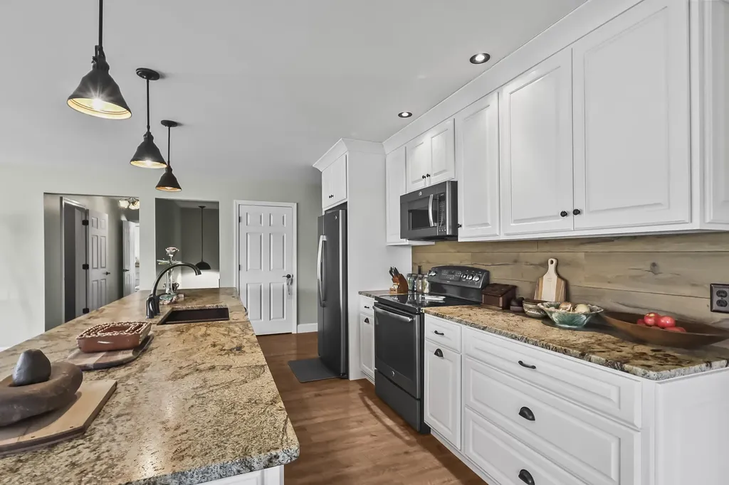 237 Mockingbird Trail Lewisburg KY 42256
