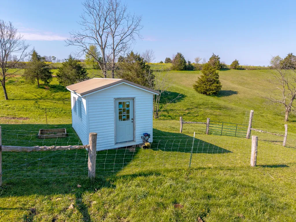 607 Saunders Lane Hillsboro KY 41049