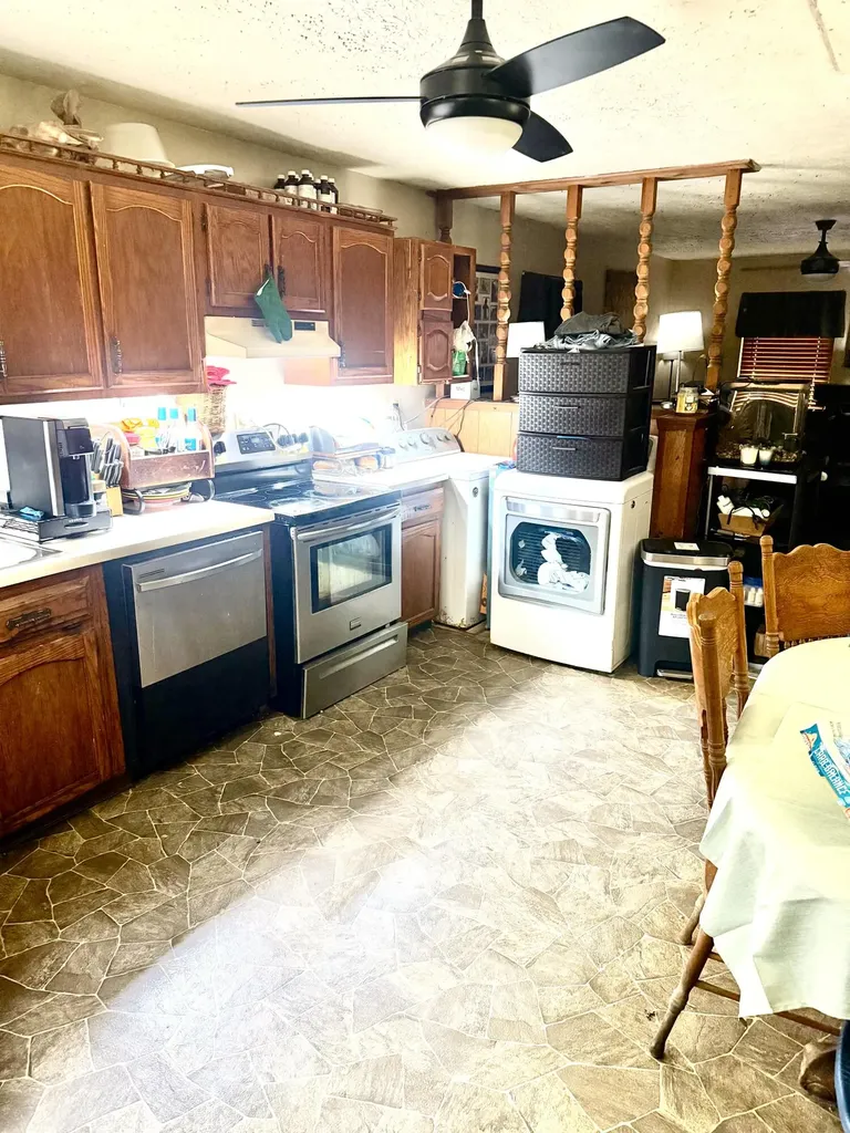 108 Adams Street Somerset KY 42501