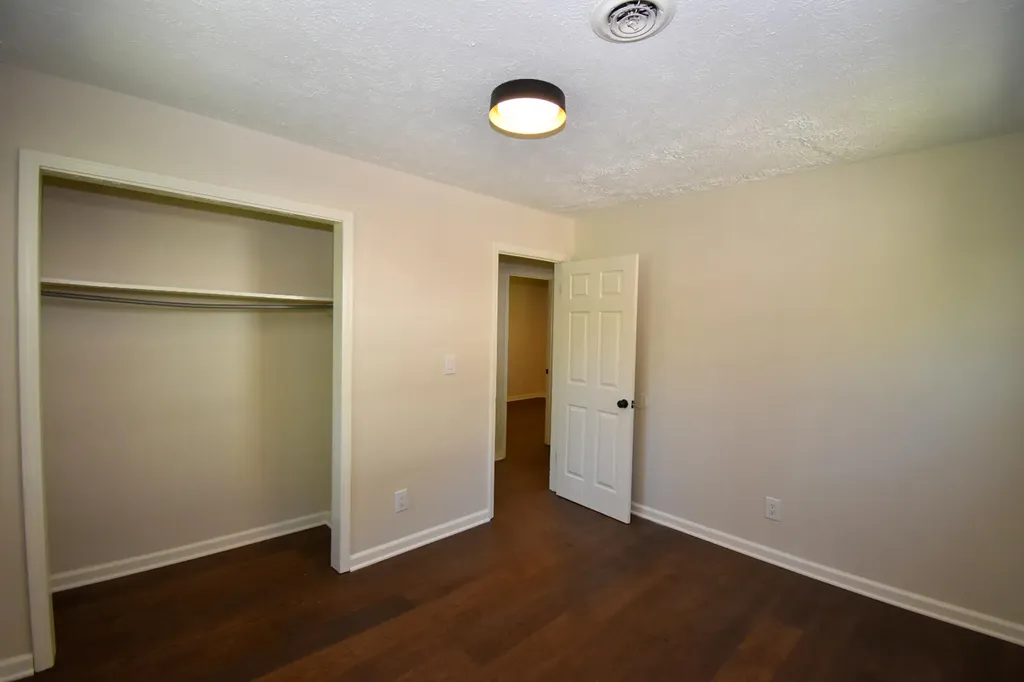231 Sycamore Street Junction City KY 40440