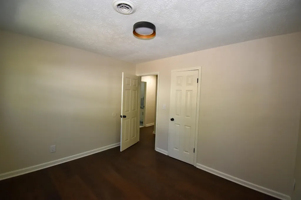 231 Sycamore Street Junction City KY 40440