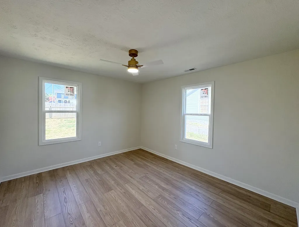 116 N Queen Street Mt Sterling KY 40353