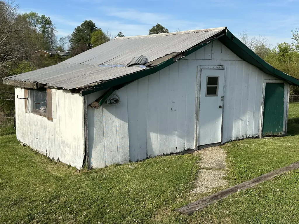 446 Waterworks Road London KY 40741