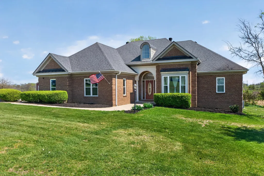 1682 Jacks Creek Road Richmond KY 40475