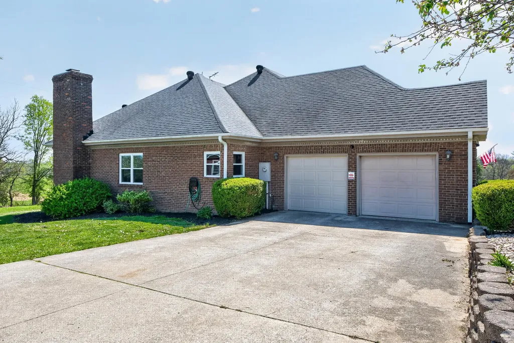 1682 Jacks Creek Road Richmond KY 40475