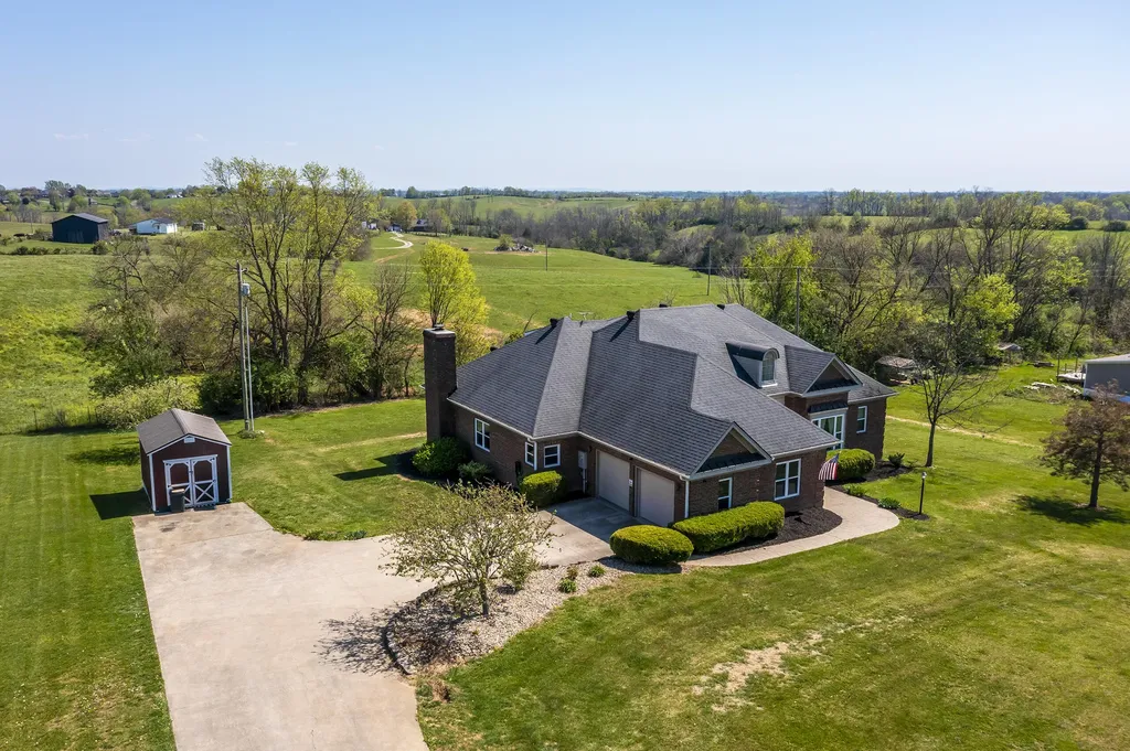 1682 Jacks Creek Road Richmond KY 40475