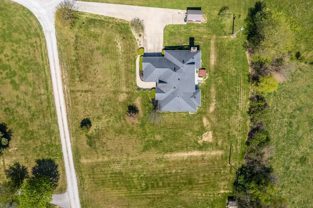 1682 Jacks Creek Road Richmond KY 40475
