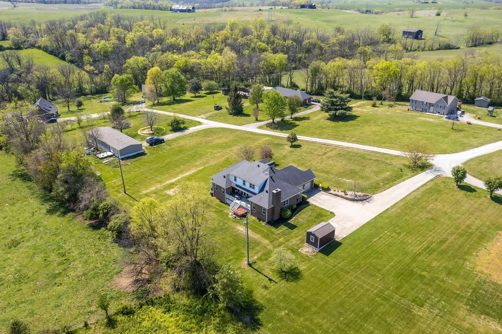 1682 Jacks Creek Road Richmond KY 40475