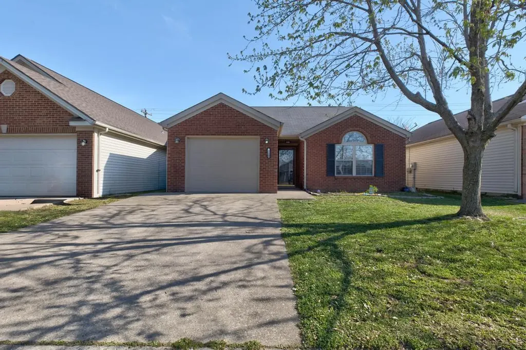 113 Christopher Drive Nicholasville KY 40356