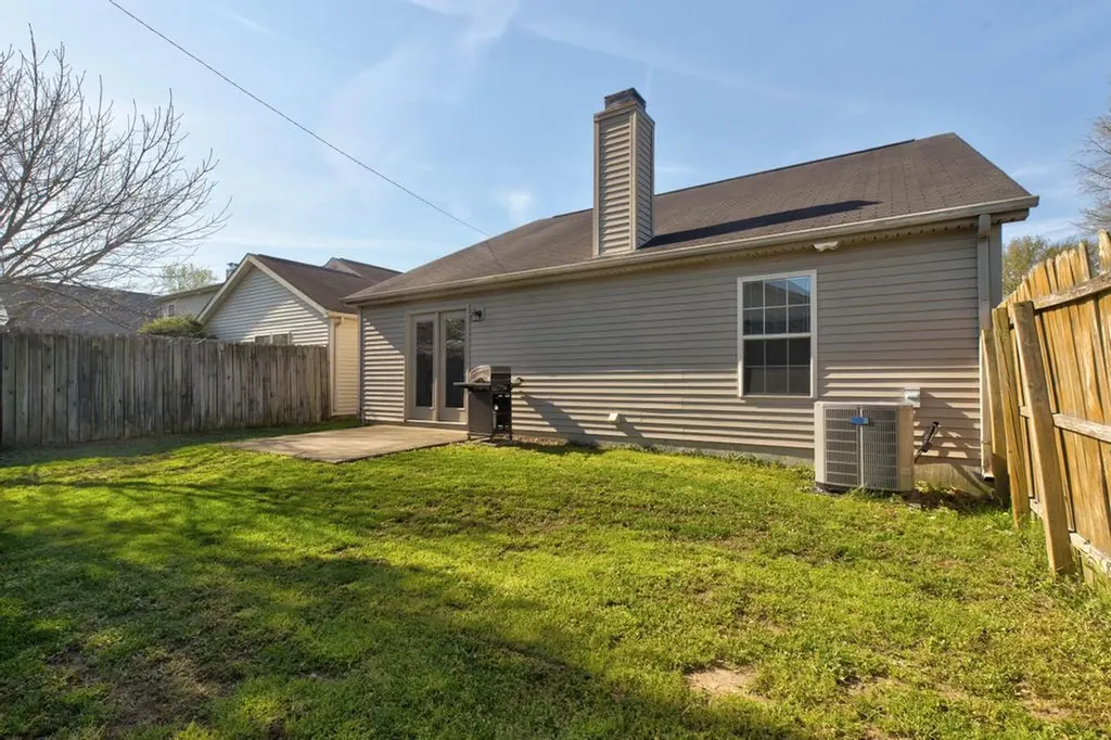 113 Christopher Drive Nicholasville KY 40356