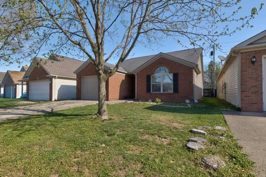 113 Christopher Drive Nicholasville KY 40356
