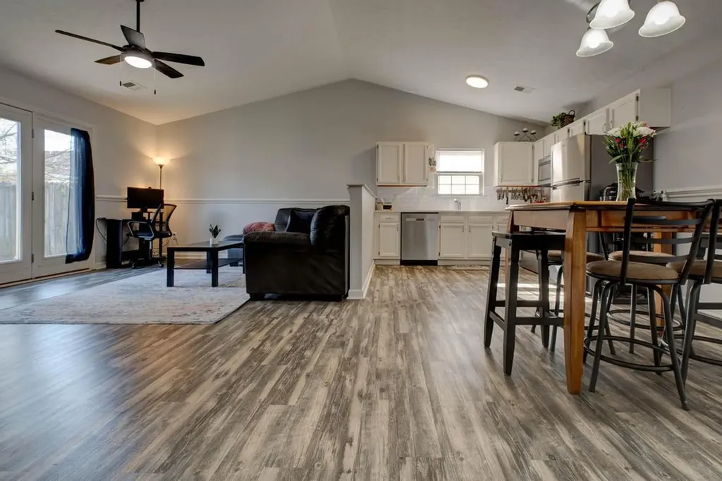 113 Christopher Drive Nicholasville KY 40356