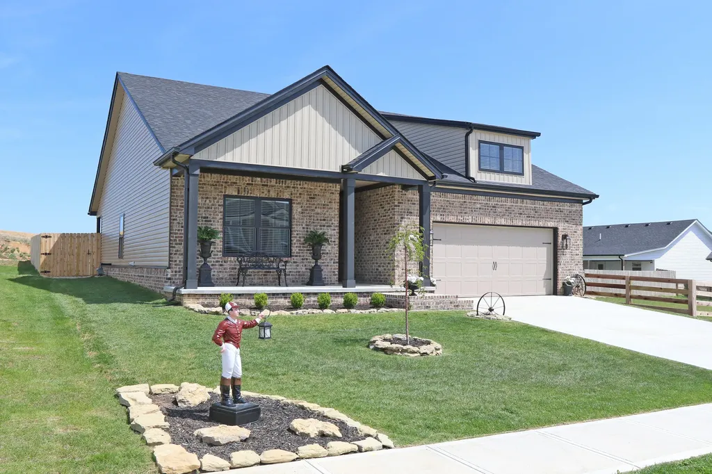 1104 Mission Drive Richmond KY 40475