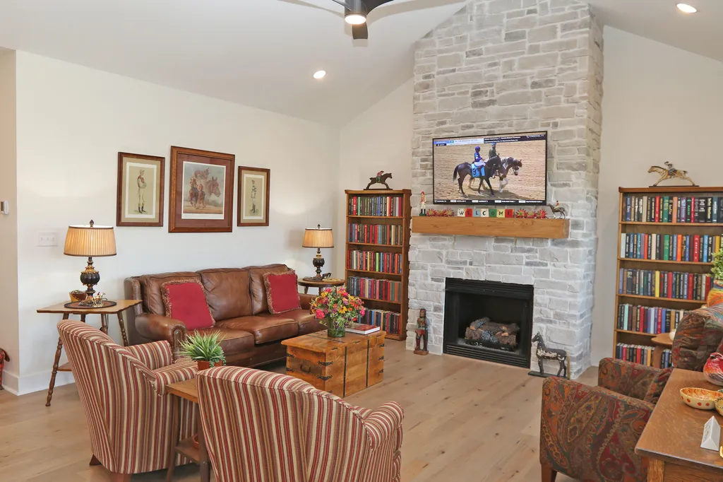 1104 Mission Drive Richmond KY 40475