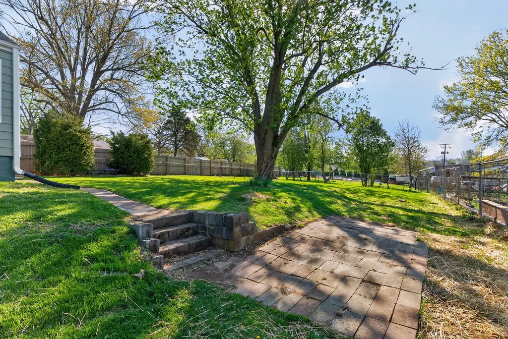 730 Lakeview Drive Lexington KY 40505