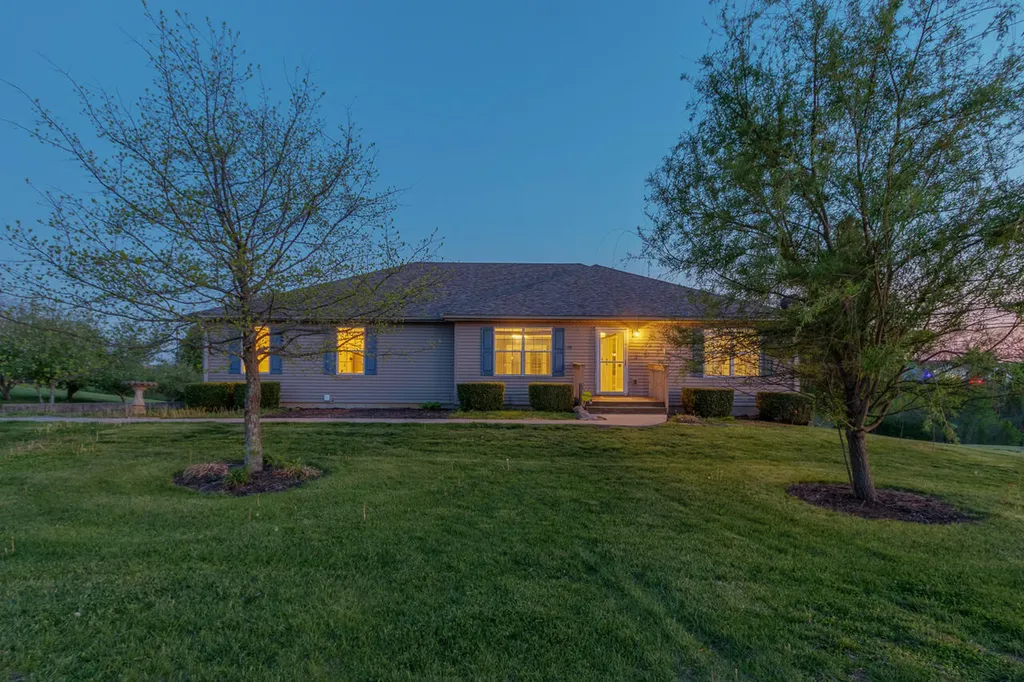 1695 Oregon Road Versailles KY 40383