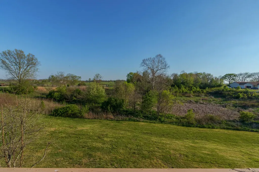 1695 Oregon Road Versailles KY 40383