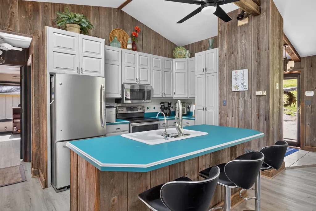 251 Herrington Woods Harrodsburg KY 40330