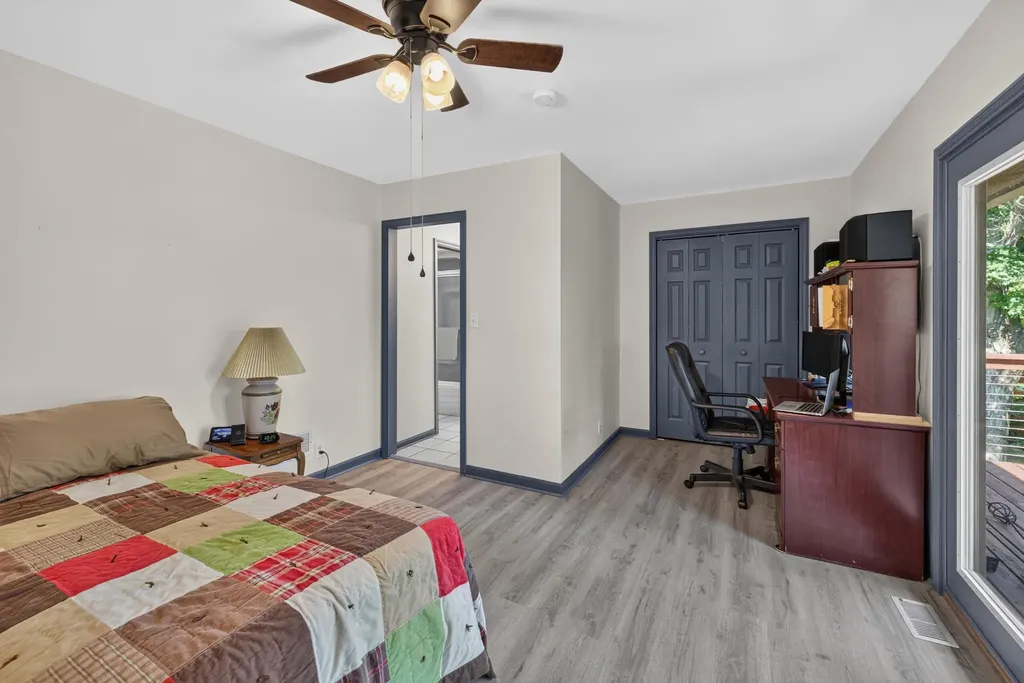 251 Herrington Woods Harrodsburg KY 40330