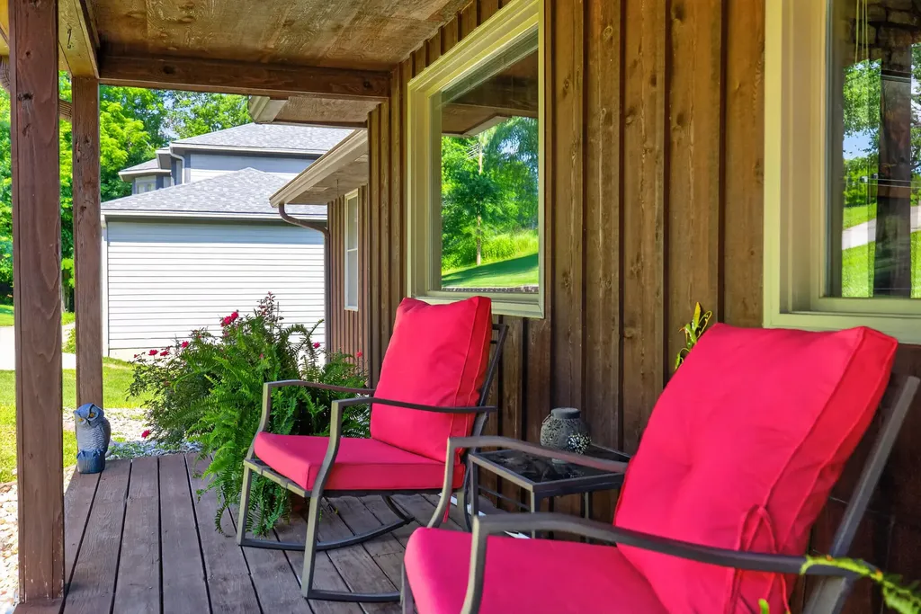 251 Herrington Woods Harrodsburg KY 40330